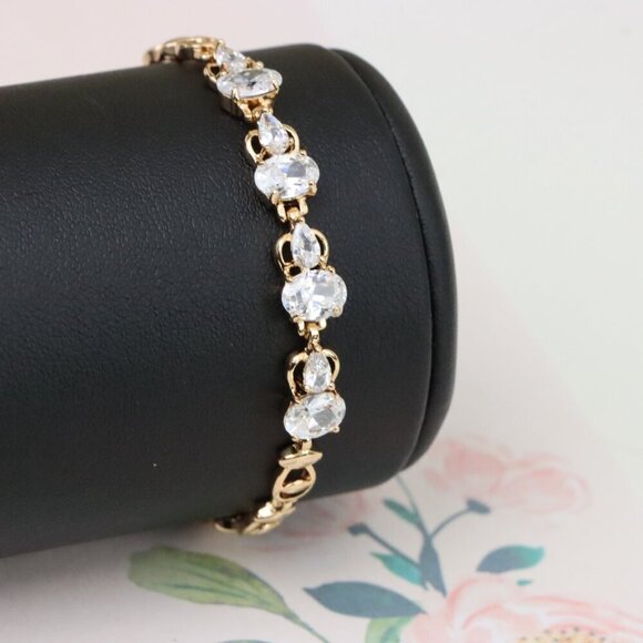 "Elegant Rose Gold Plated Bracelet with Oval and Teardrop Stones, XPBL0908 - Picture 6 of 12